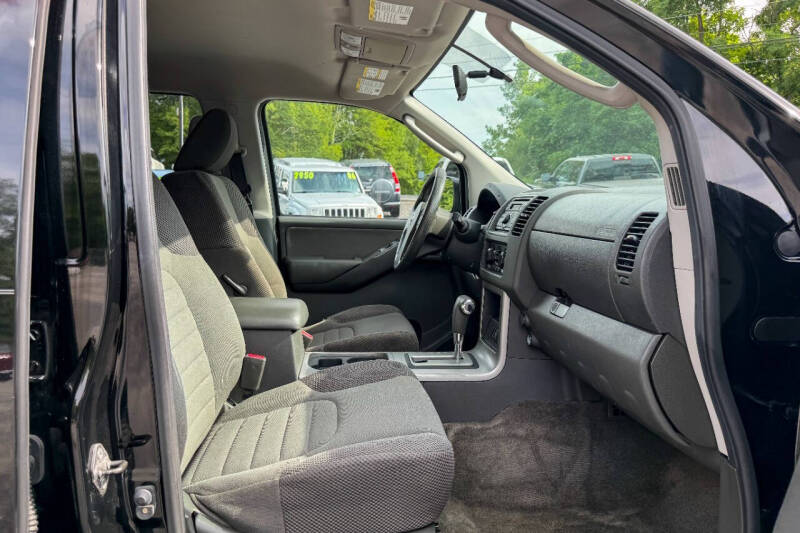 2012 Nissan Pathfinder SV