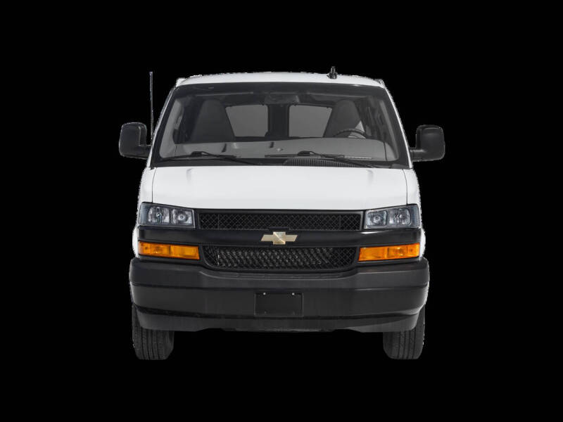 2025 Chevrolet Express LS 3500