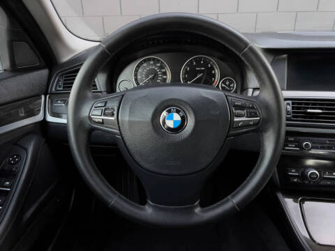 2013 BMW 5 Series 528i