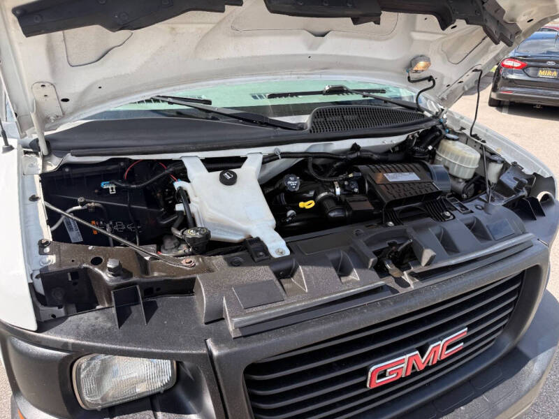 2017 GMC Savana LS 3500