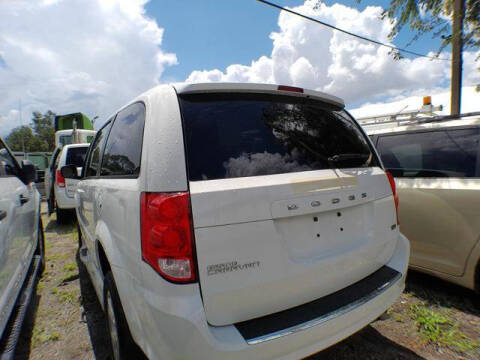 2016 Dodge Grand Caravan SE