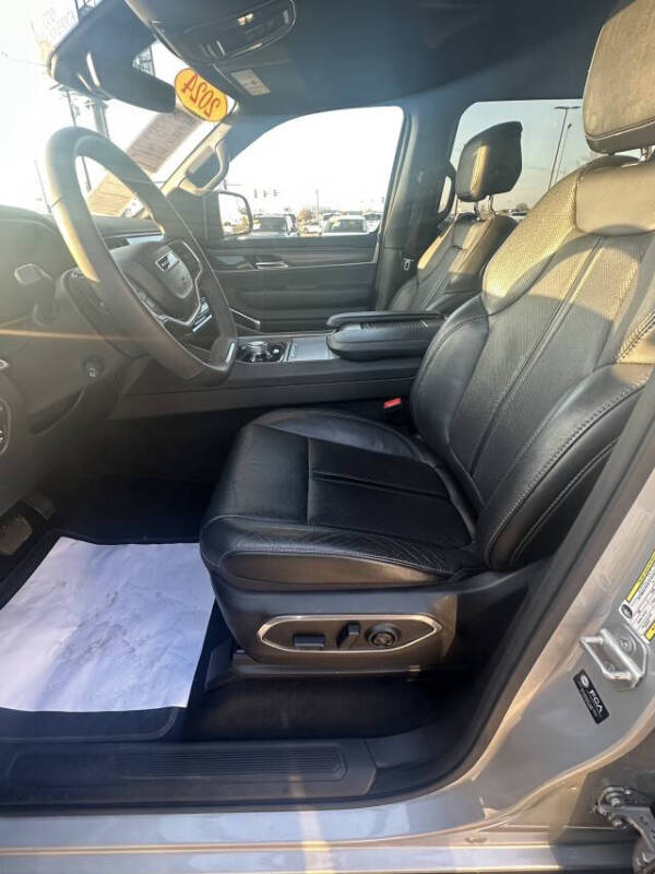 2024 Jeep Wagoneer L Series II