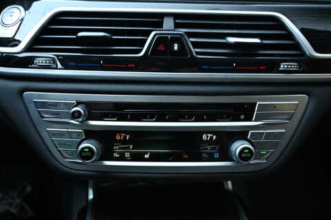 2019 BMW 7 Series 740i