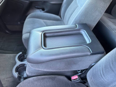 2003 Chevrolet Silverado 2500HD LS