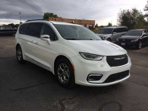 2022 Chrysler Pacifica for sale at Bruns & Sons Auto in Plover WI