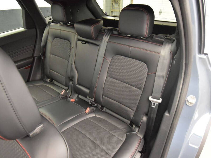 2026 Ford Escape Hybrid ST-Line Select