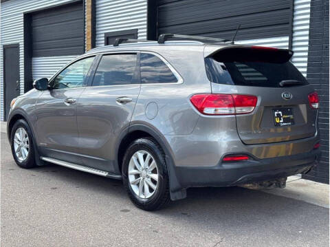 2016 Kia Sorento LX V6