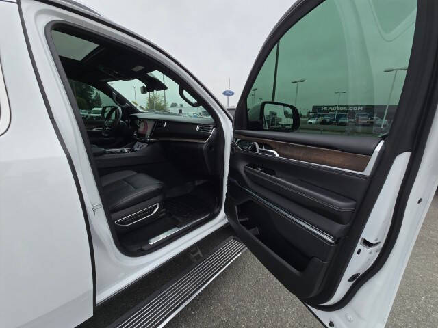 2022 Jeep Grand Wagoneer Series I