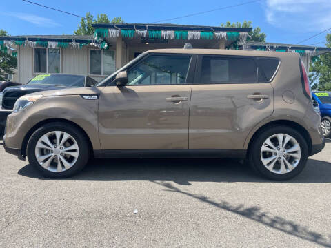 2015 Kia Soul +