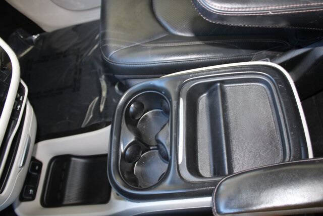 2020 Chrysler Pacifica Touring L