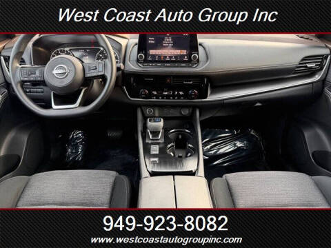 2022 Nissan Rogue SV