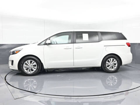 2017 Kia Sedona LX