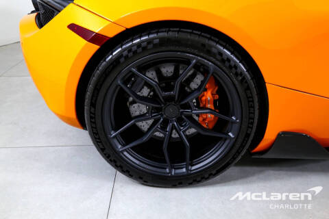 2019 McLaren 720S Performance