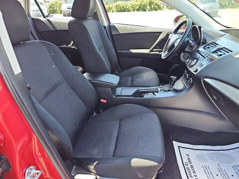 2013 Mazda MAZDA3 i Touring