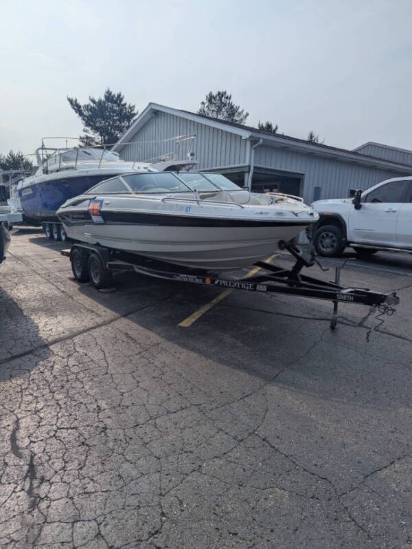 2005 Crownline 206 ls