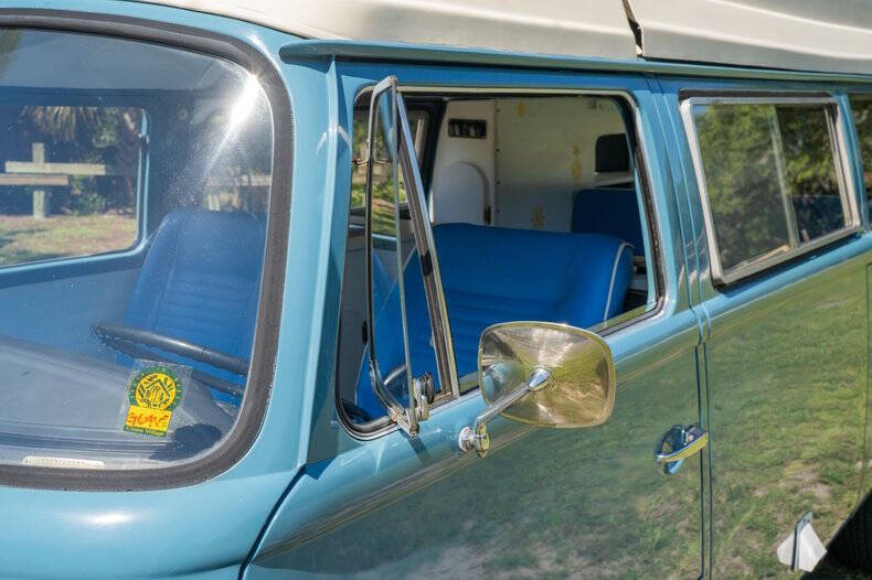 1973 Volkswagen Bus
