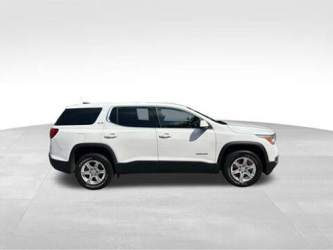 2017 GMC Acadia SLE-1