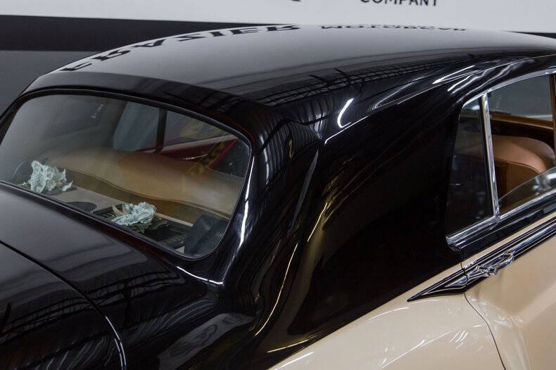 1961 Rolls-Royce SILVER CLOUD LWB