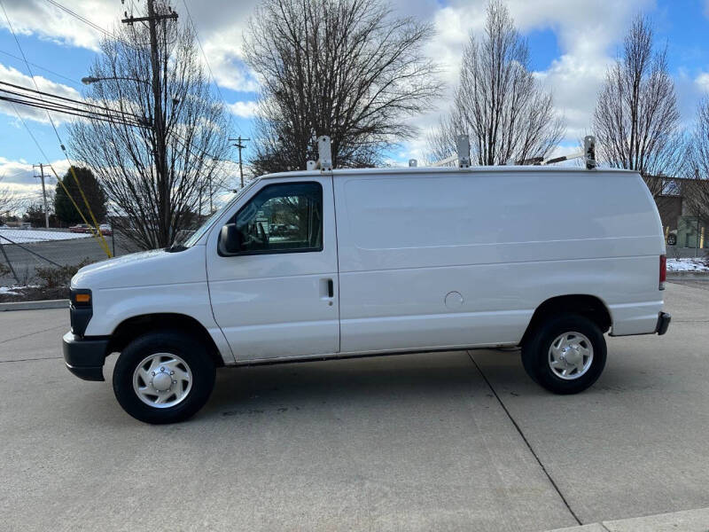 2013 Ford E-Series Econoline Van Commercial photo 12