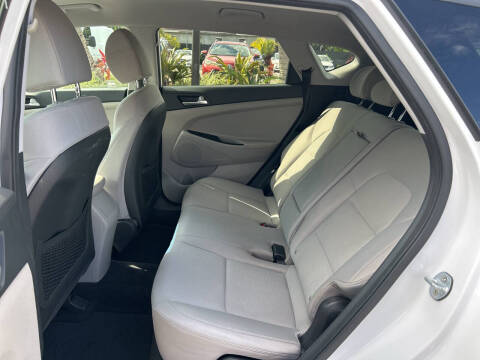 2019 Hyundai Tucson SE