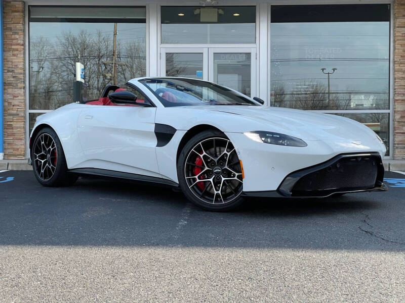 2021 Aston Martin Vantage