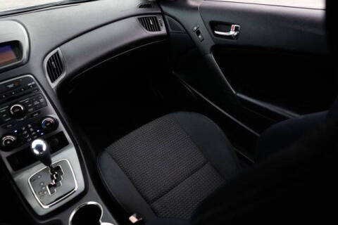 2011 Hyundai Genesis Coupe 2.0T