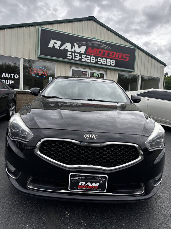 Used 2014 Kia Cadenza Premium with VIN KNALN4D79E5133943 for sale in Cincinnati, OH