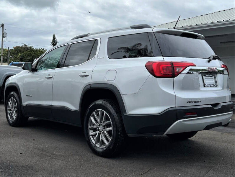2017 GMC Acadia SLE-2