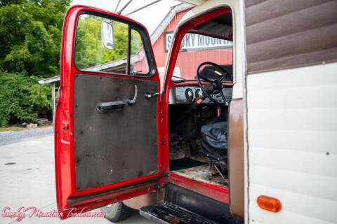 1951 International L-130