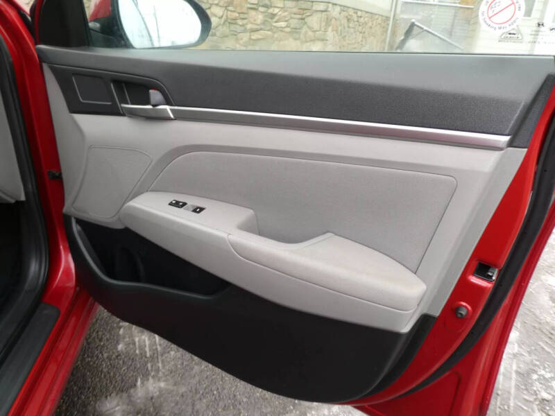 2019 Hyundai Elantra