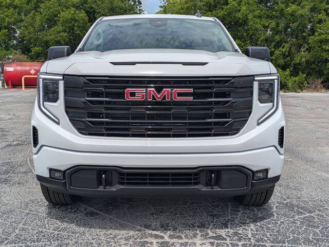 2026 GMC Sierra 1500 Elevation Standard