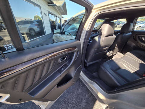 2018 Ford Taurus Limited