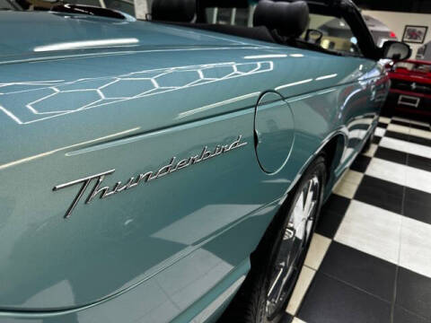 2002 Ford Thunderbird Deluxe