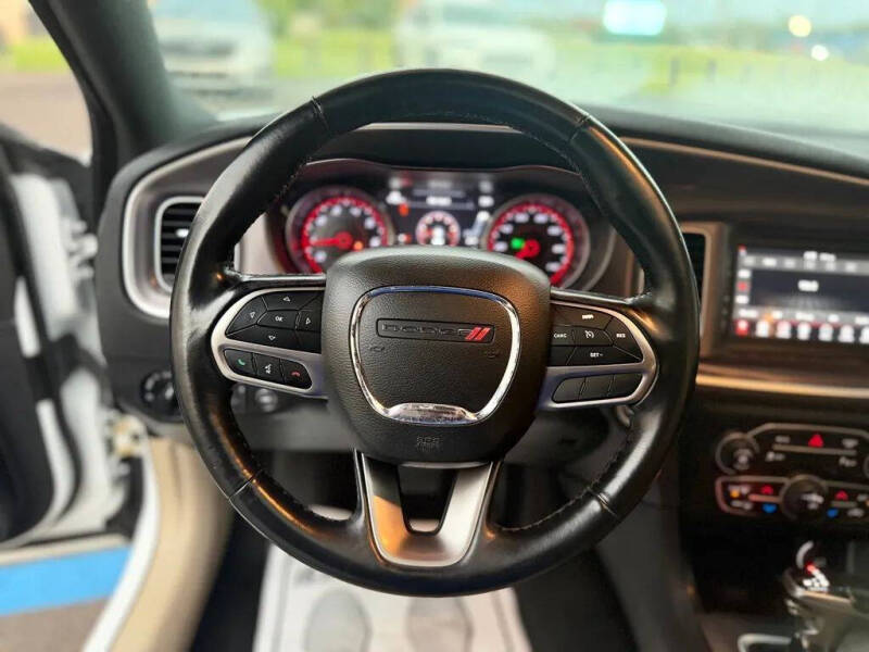2020 Dodge Charger SXT