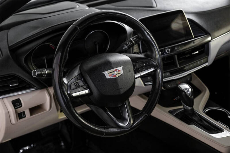 2021 Cadillac CT4 Luxury