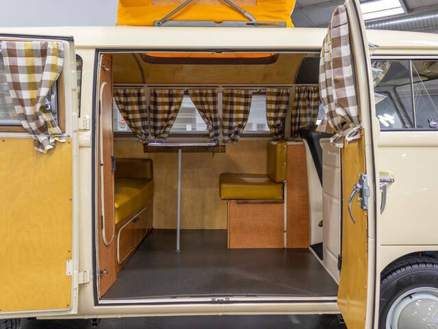 1967 Volkswagen Westfalia Camper