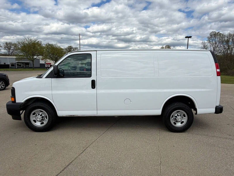 2017 Chevrolet Express 2500
