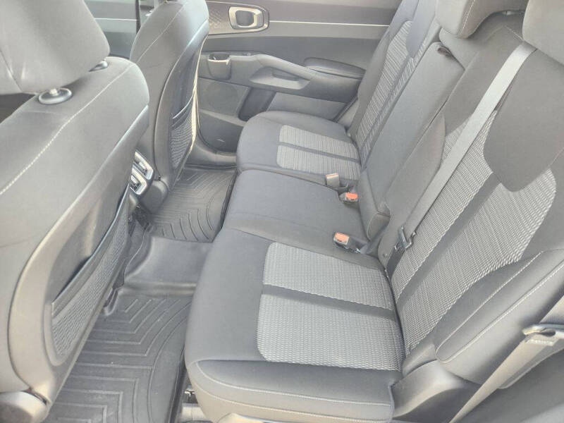 2022 Kia Sorento LX
