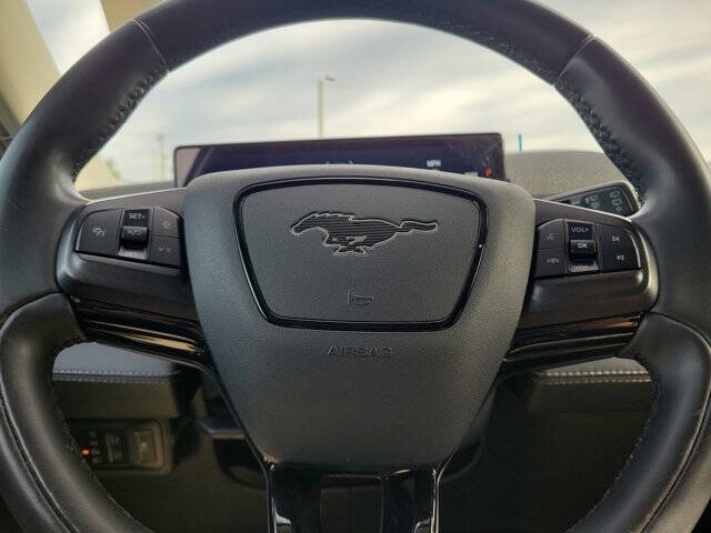 2021 Ford Mustang Mach-E Select