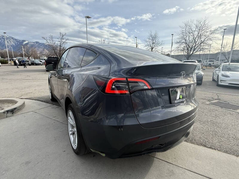 2023 Tesla Model Y Performance