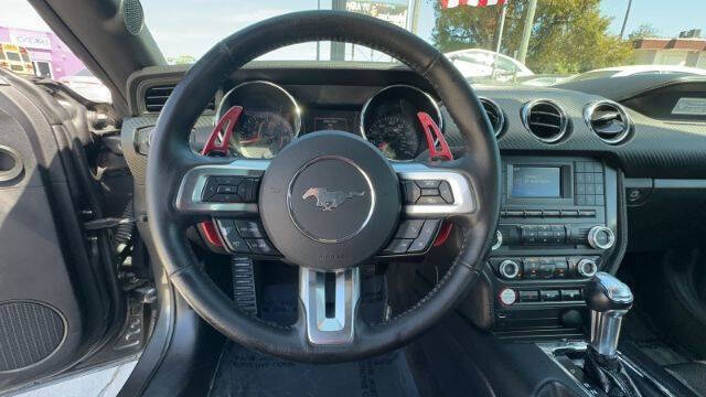 2015 Ford Mustang V6