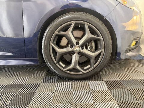 2017 Ford Focus ST