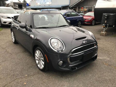 2016 MINI Convertible for sale at Autos Cost Less LLC in Lakewood WA