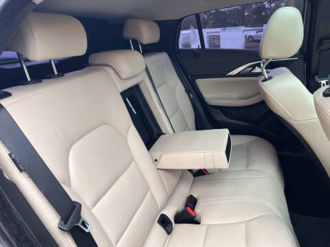 2018 Infiniti QX30 Premium