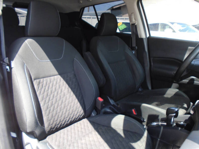 2021 Nissan Kicks S
