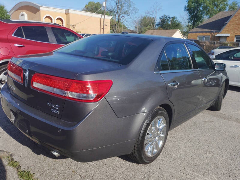2012 Lincoln MKZ
