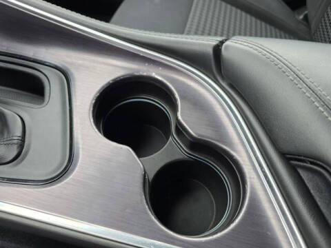 2017 Dodge Challenger SXT