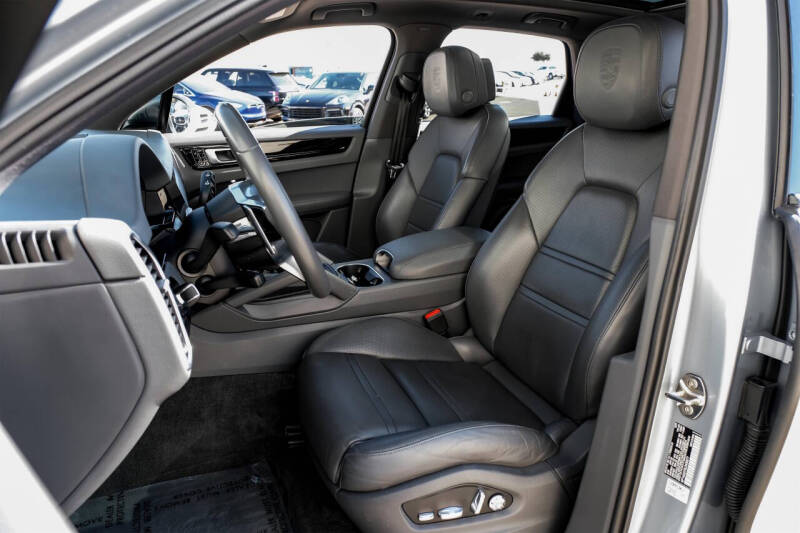 2020 Porsche Cayenne