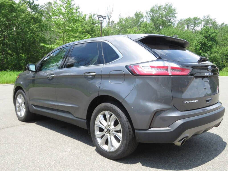 2023 Ford Edge Titanium