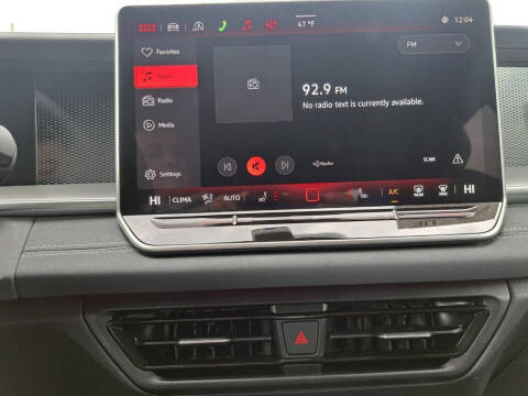 2026 Volkswagen Tiguan SE 4Motion